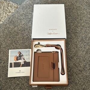 Andar Brown Leather Wallet with Strap